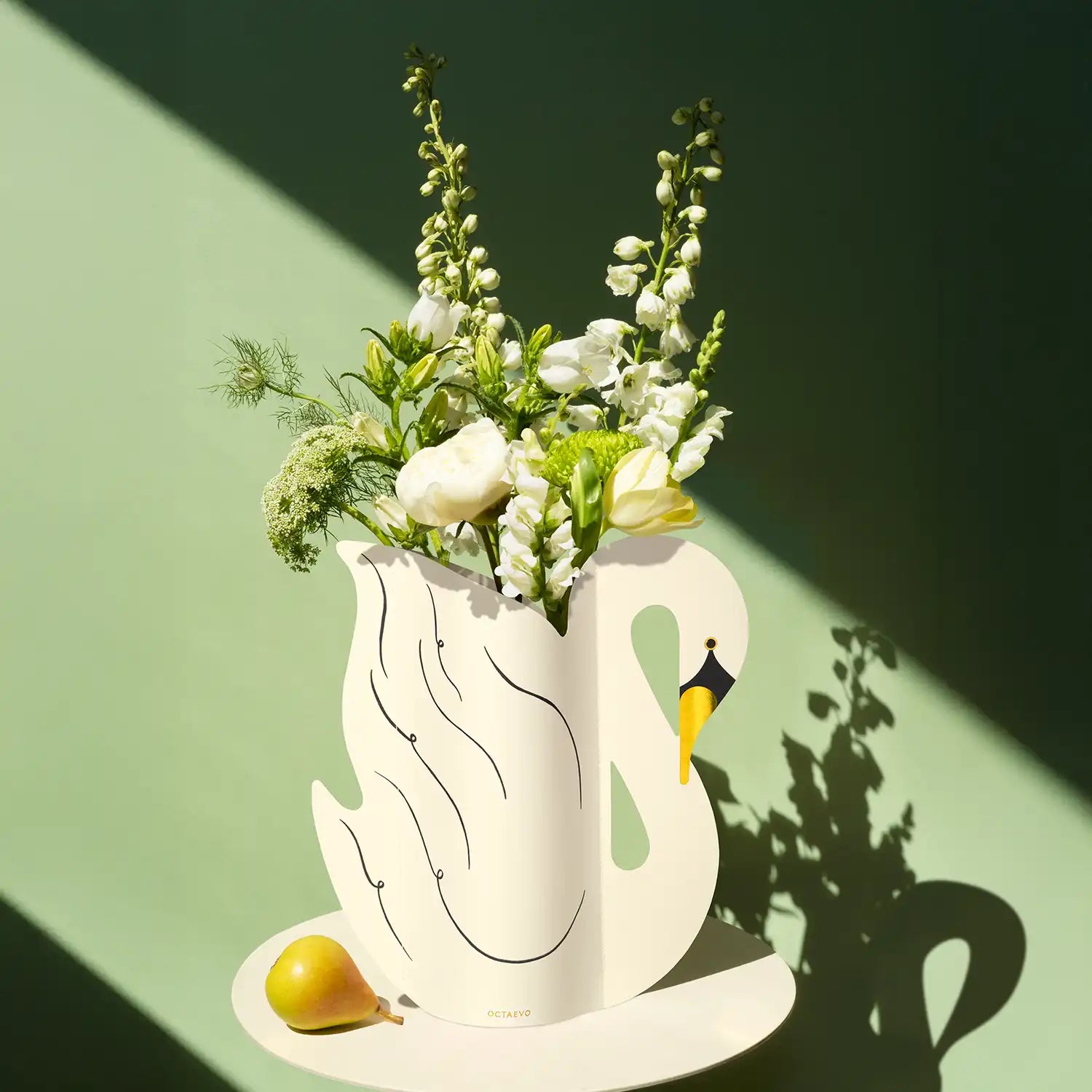 Octaevo Paper Vase Swan