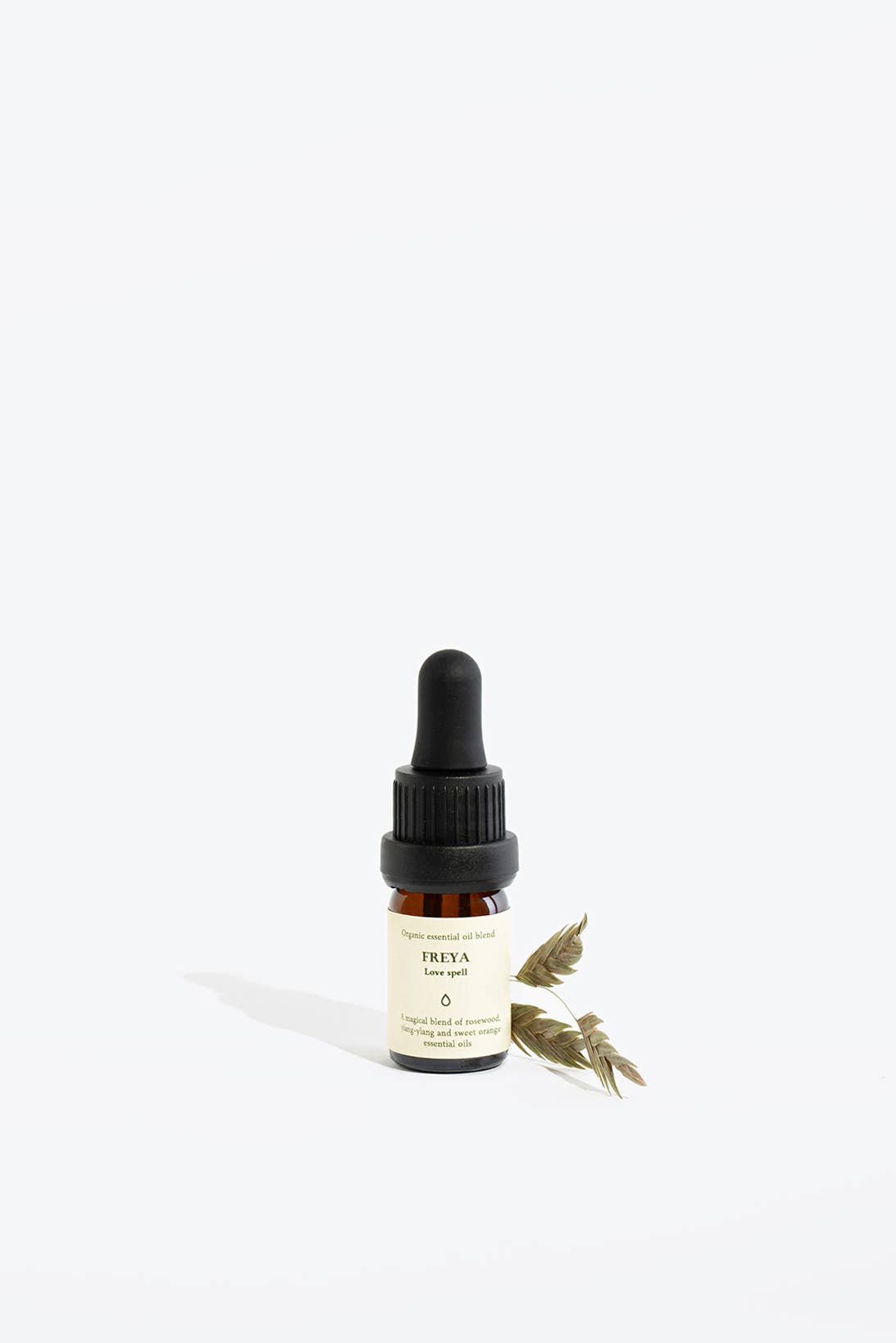 Freya | Essential Oil Blend based on Norse Magic |Love Spell