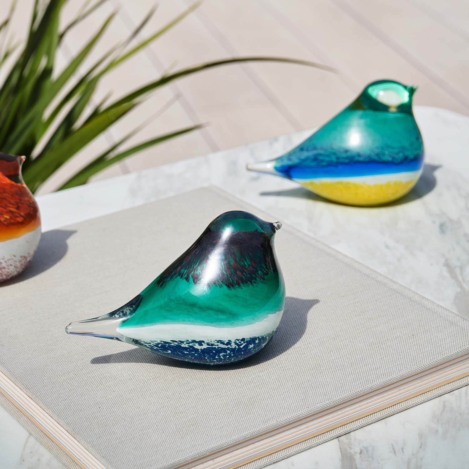 Octaevo Glass Bird Atlas (Blue & Yellow)