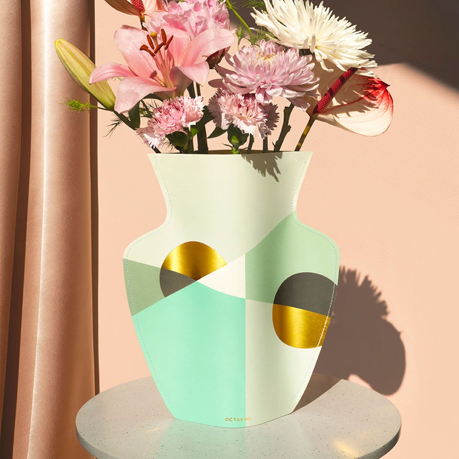 Paper Vase Siena in mint by OCTAEVO