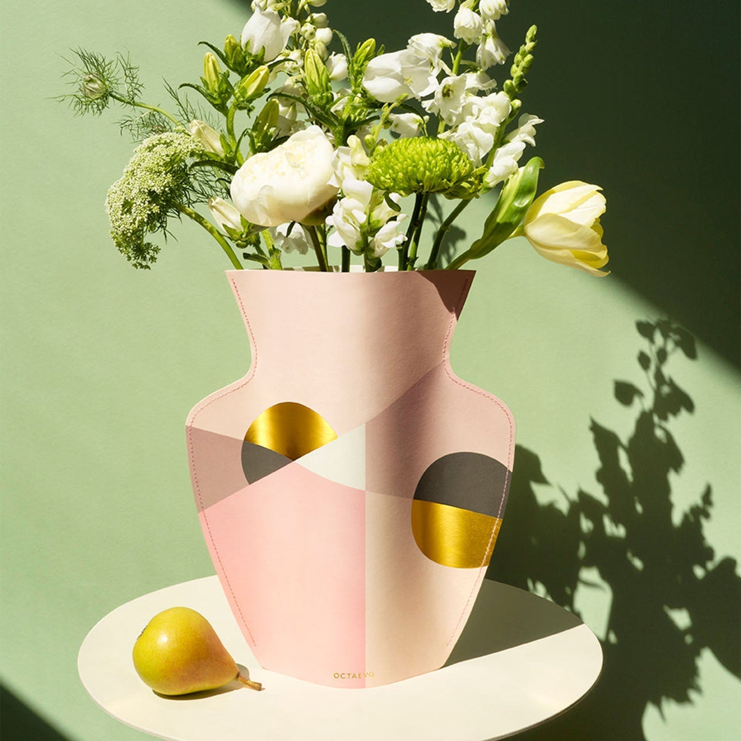 Paper Vase Siena in pink by OCTAEVO