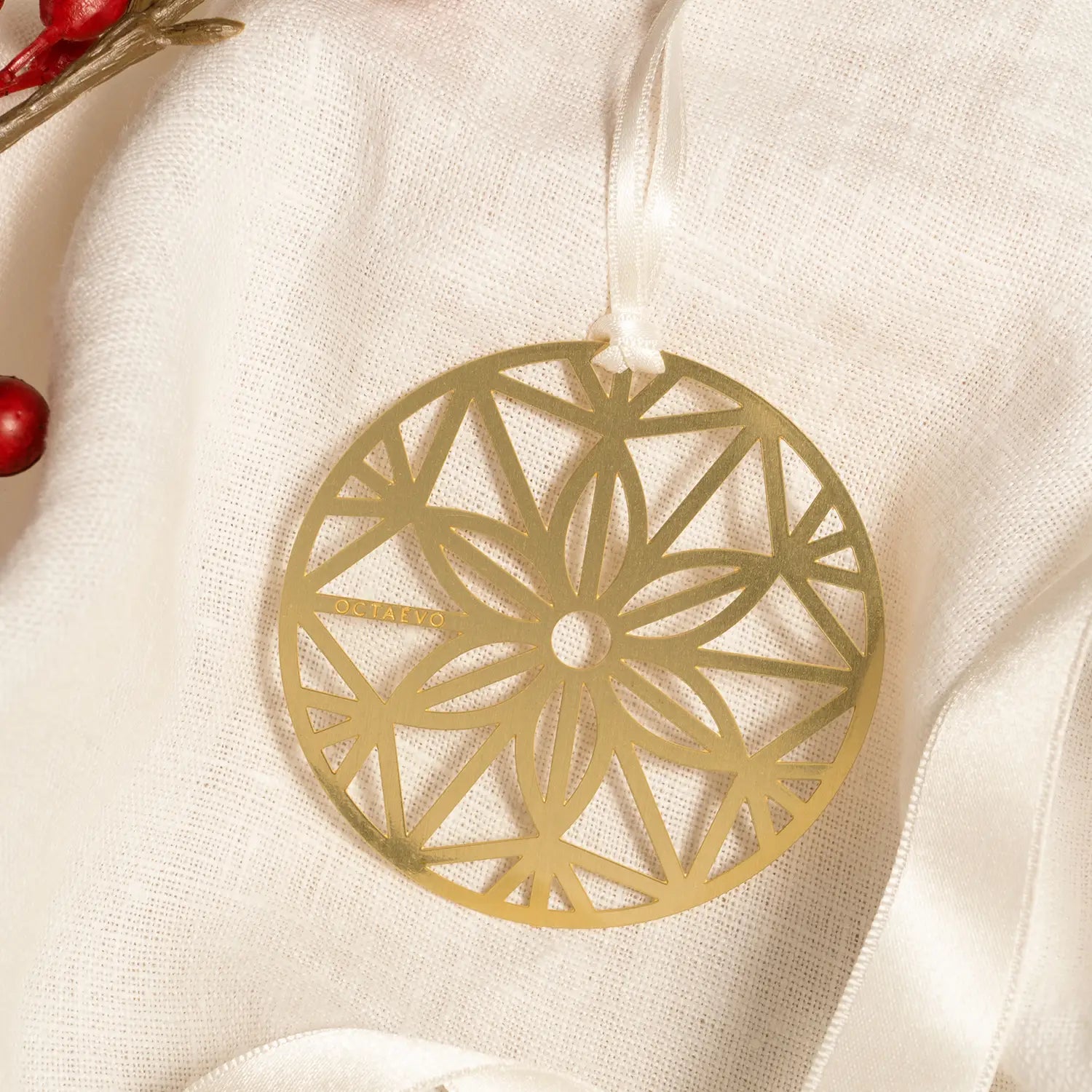 OCTAEVO Bookmark - Christmas Bauble 1