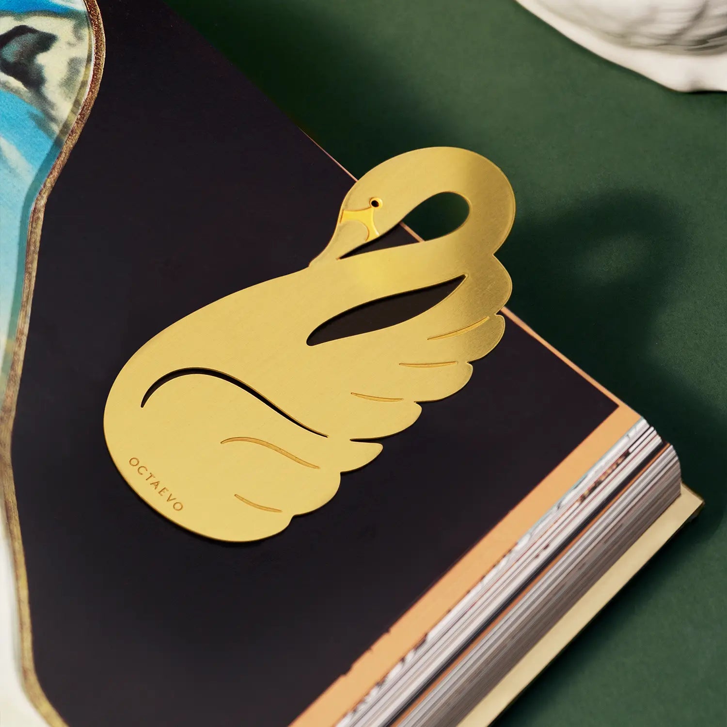 OCTAEVO Bookmark - Swan