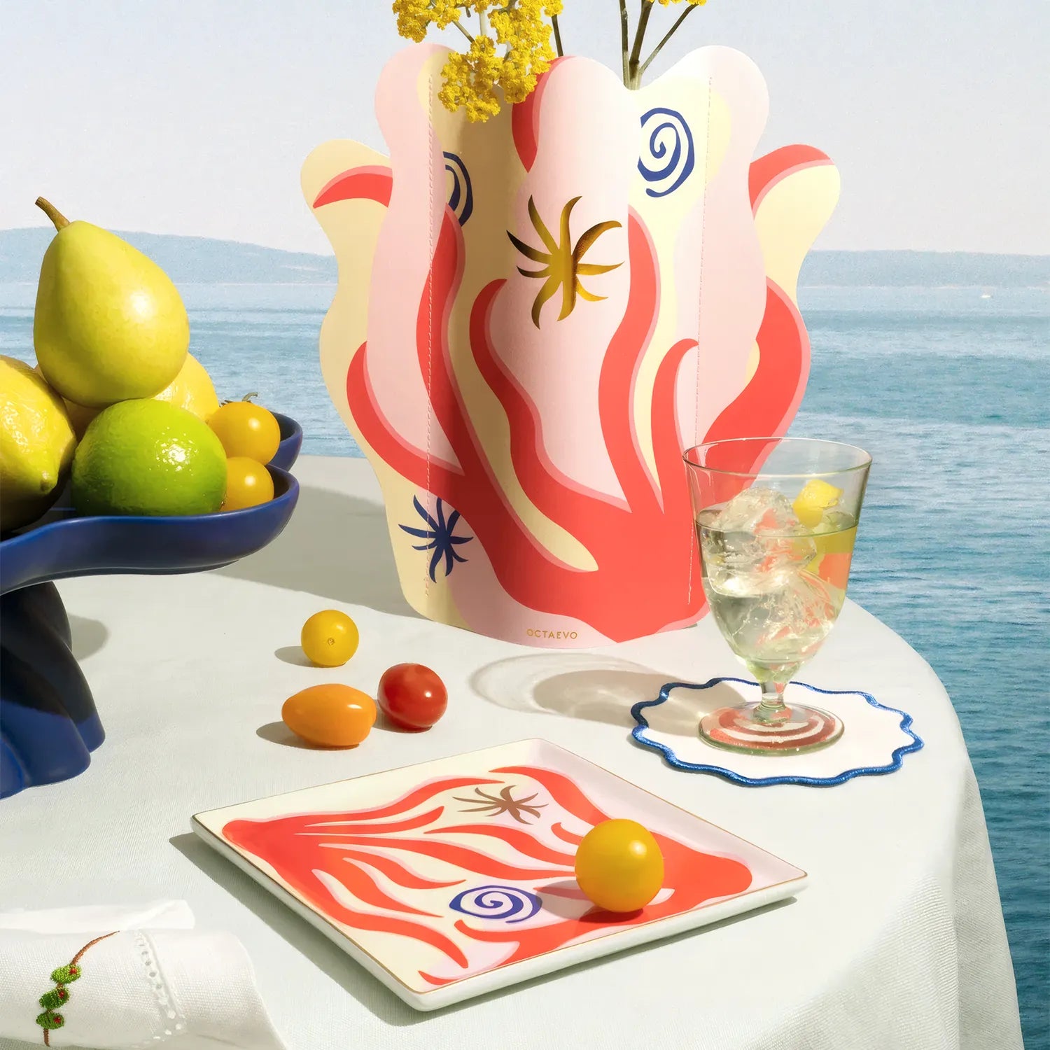 Octaevo Paper Vase Amalfi Red