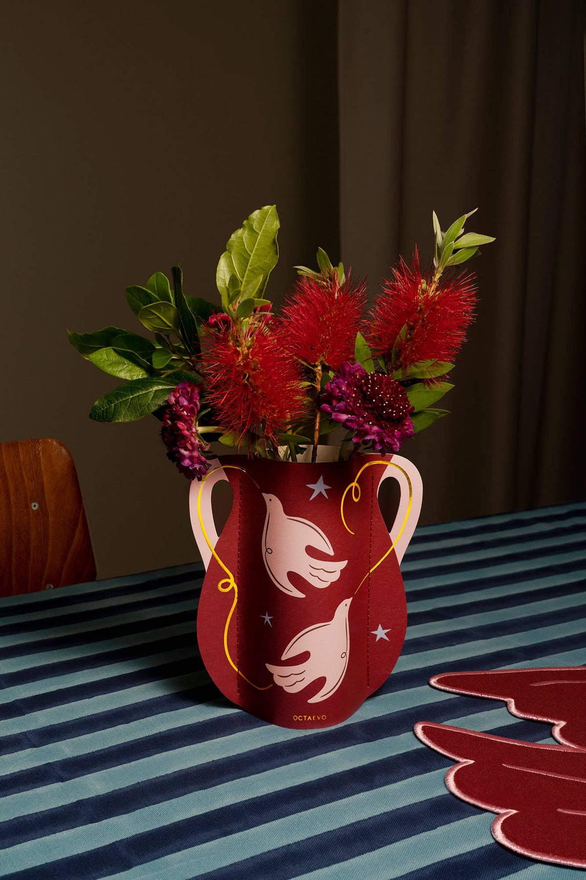 Paloma (Dove) Mini Paper Vase | Burgundy & Pink | Christmas