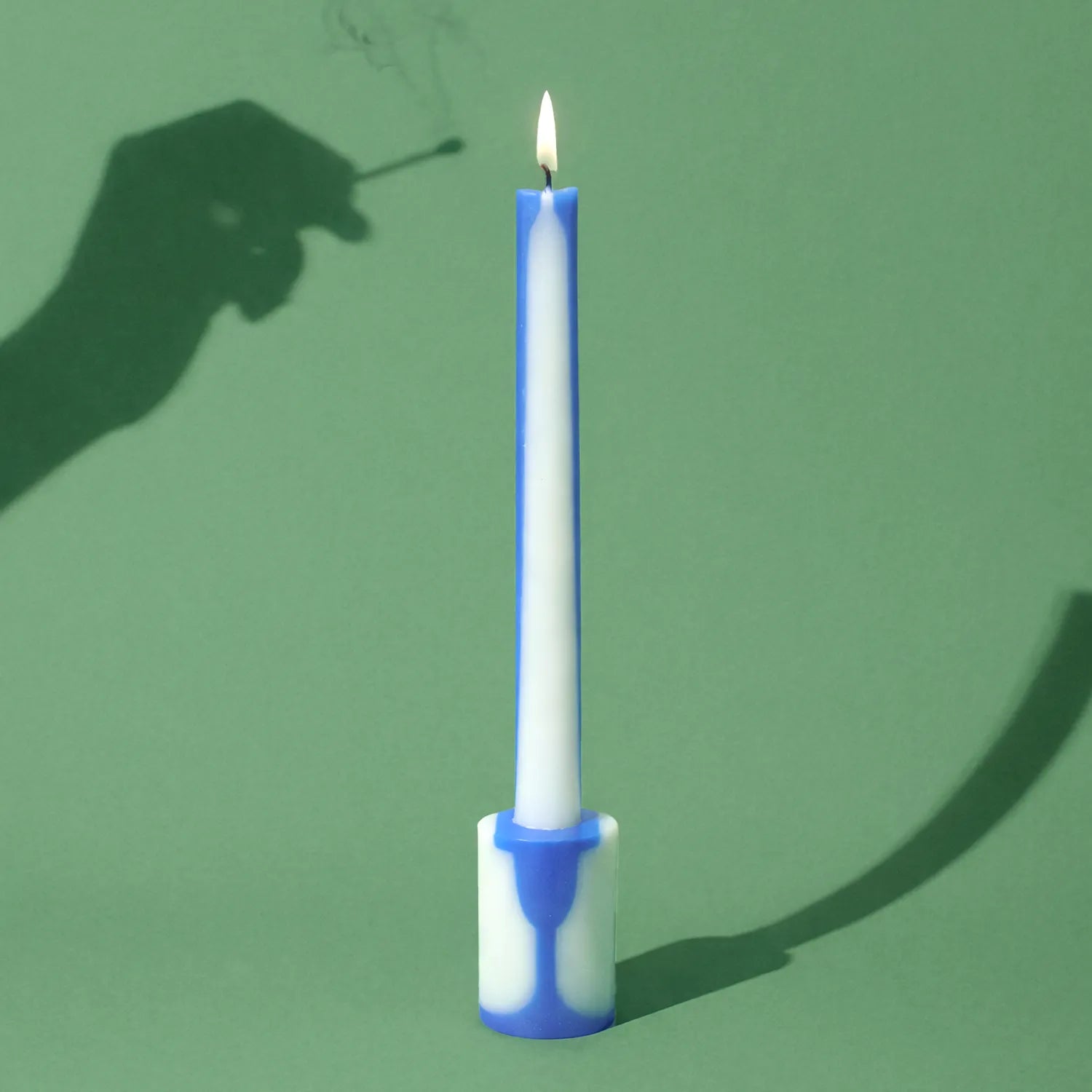 Illusion Candle - Blue & White