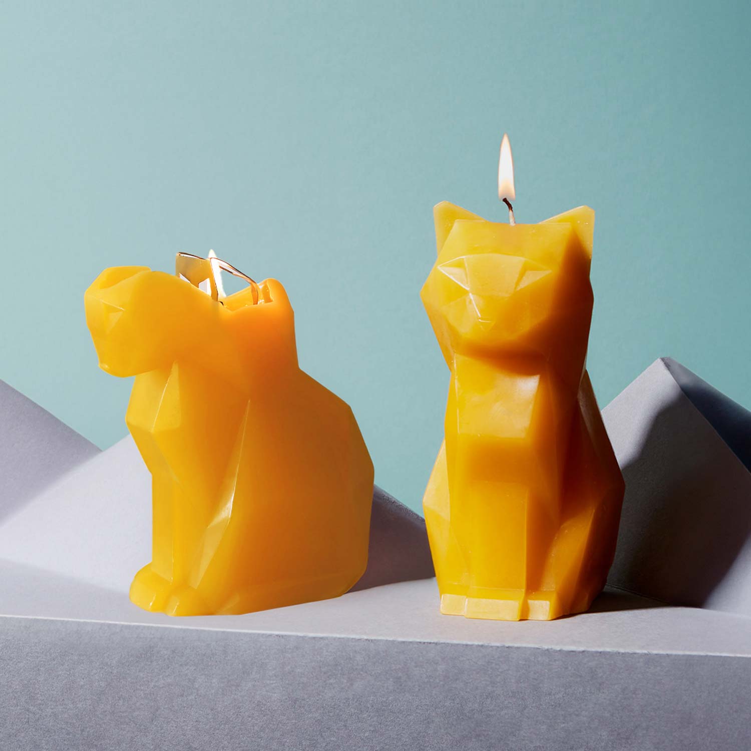 PyroPet Kisa Cat Candle - Mustard Yellow