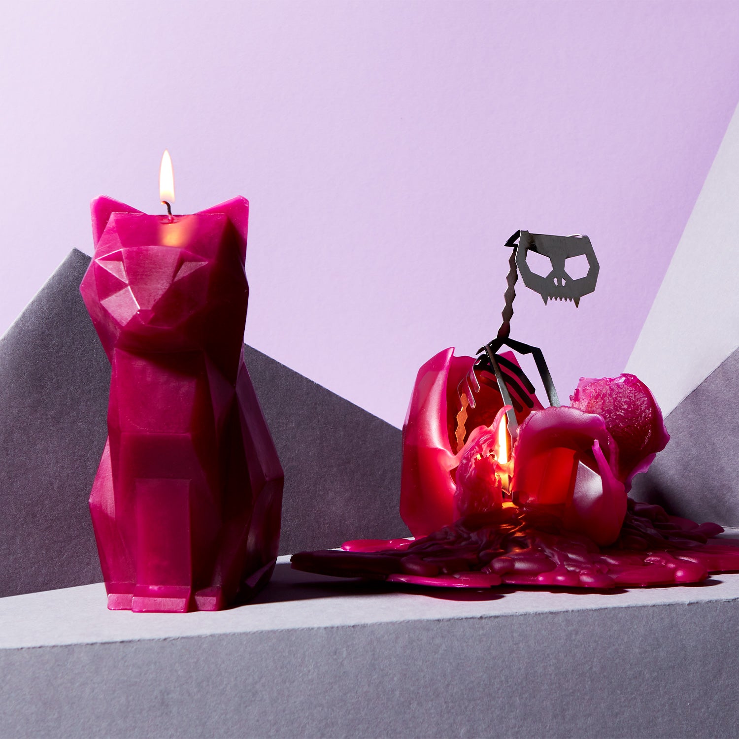 PyroPet Kisa Cat Candle - Burgundy