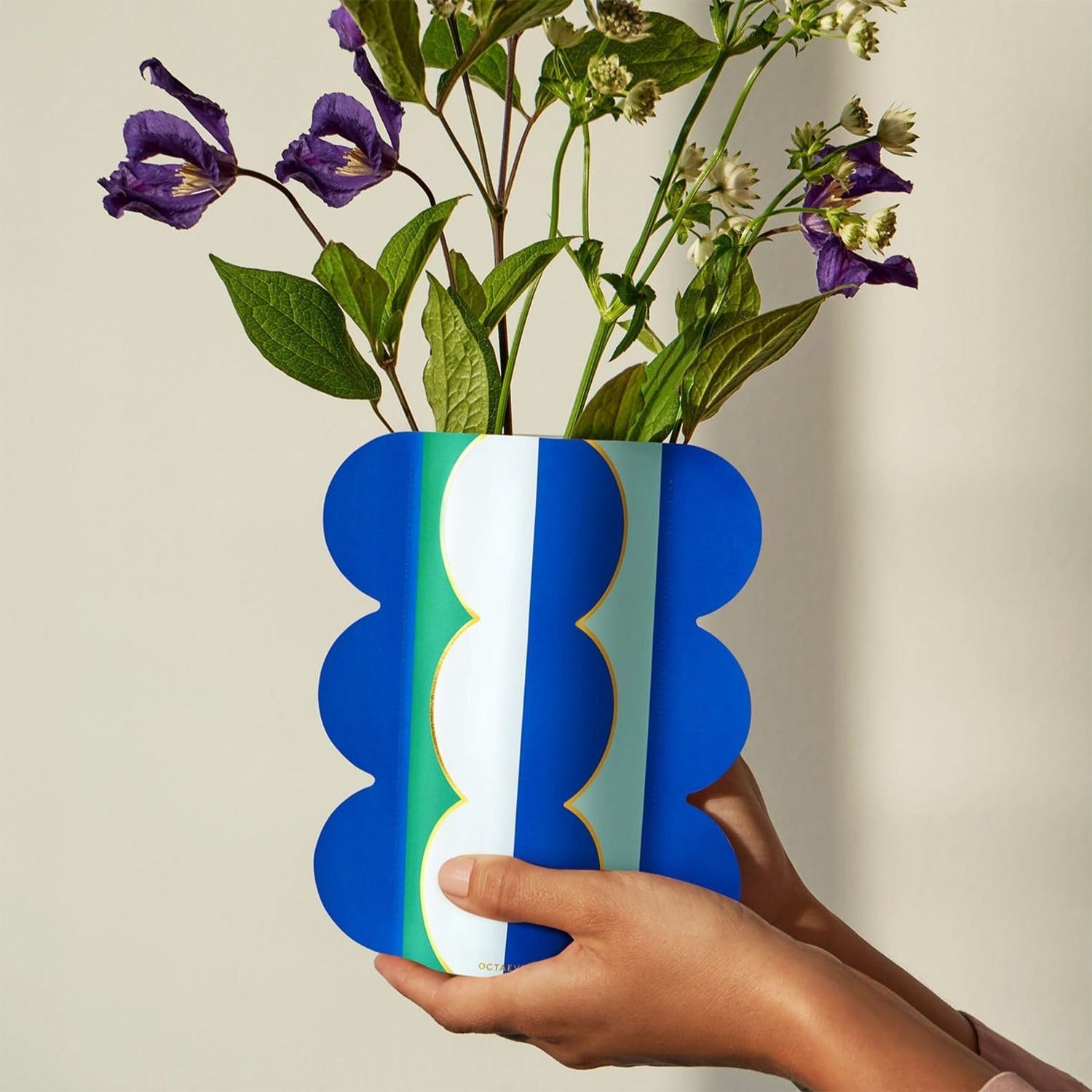 Paper Vase Riviera Wave by OCTAEVO