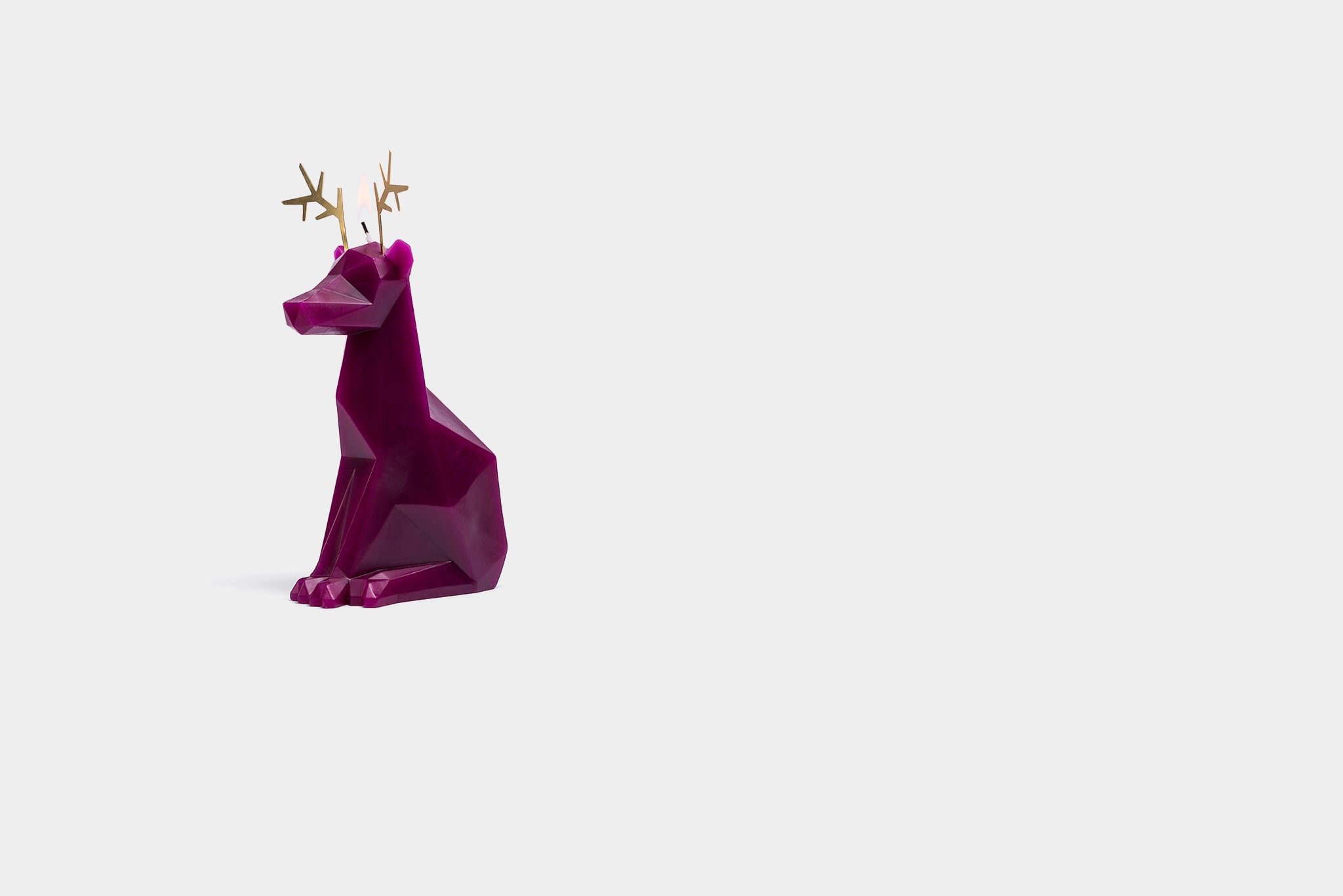 PyroPet Dyri Reindeer Candle - Burgundy