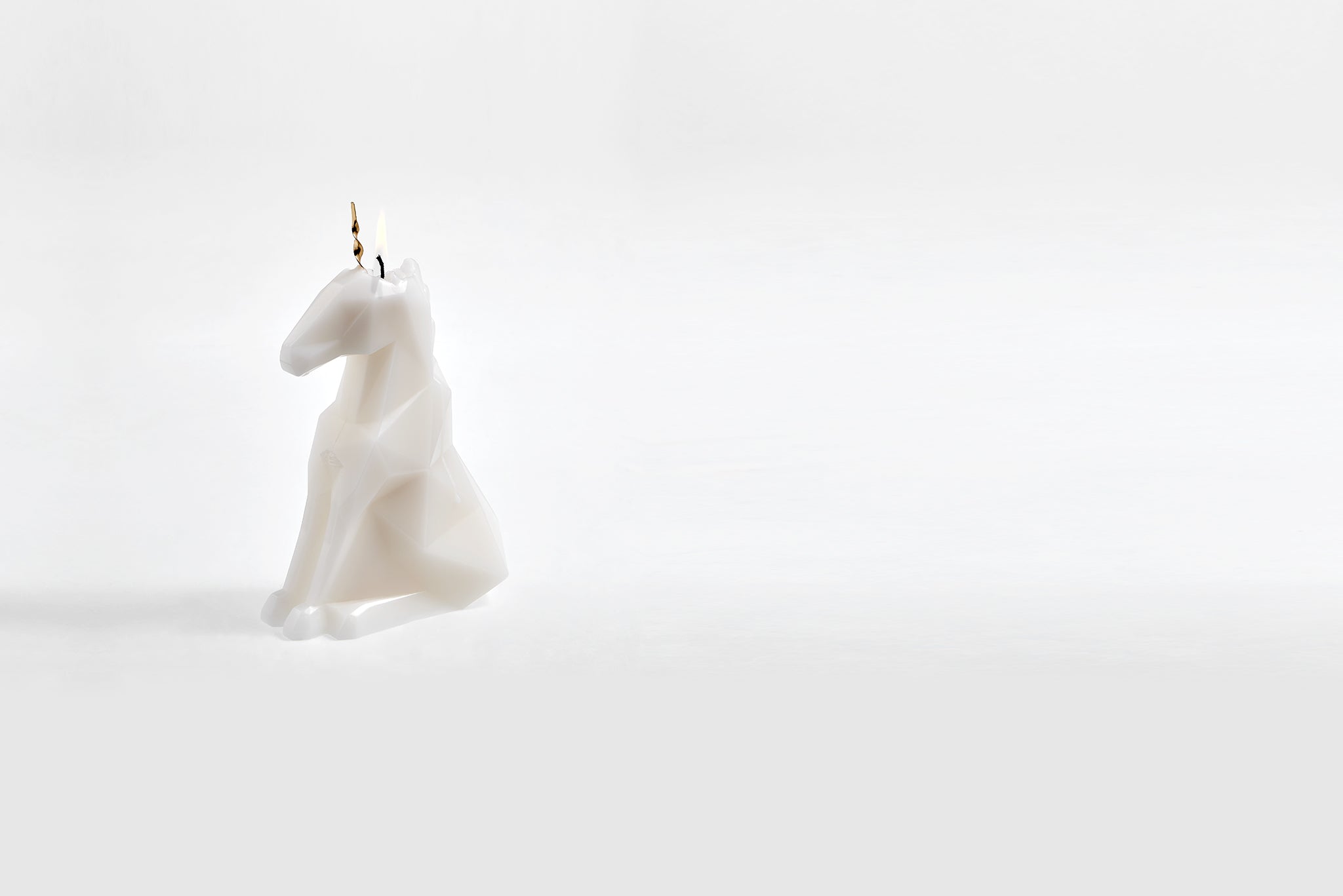 PyroPet Einar Unicorn Candle - White (Scented)
